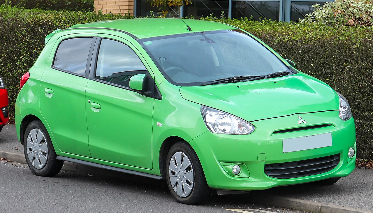 Mitsubishi Mirage 2023