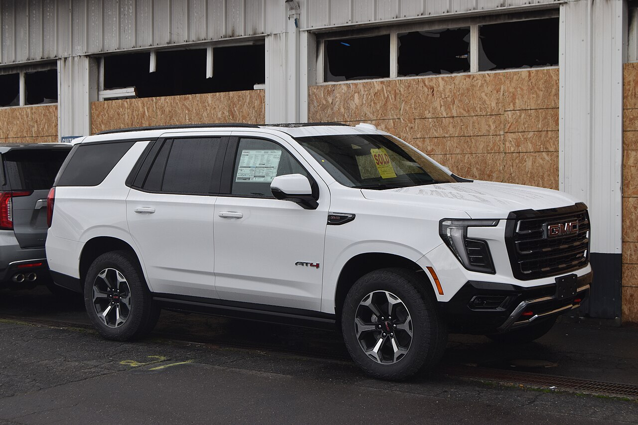 GMC Yukon 2025