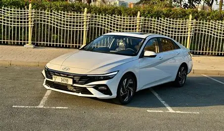 Elantra hyundai 2026